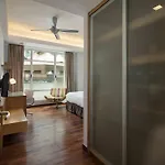 Klcc Suites By Plush